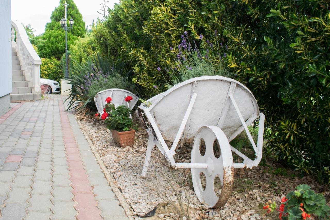 Levendula Apartman Zalakaros Exterior foto